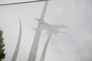 hf_28___24033