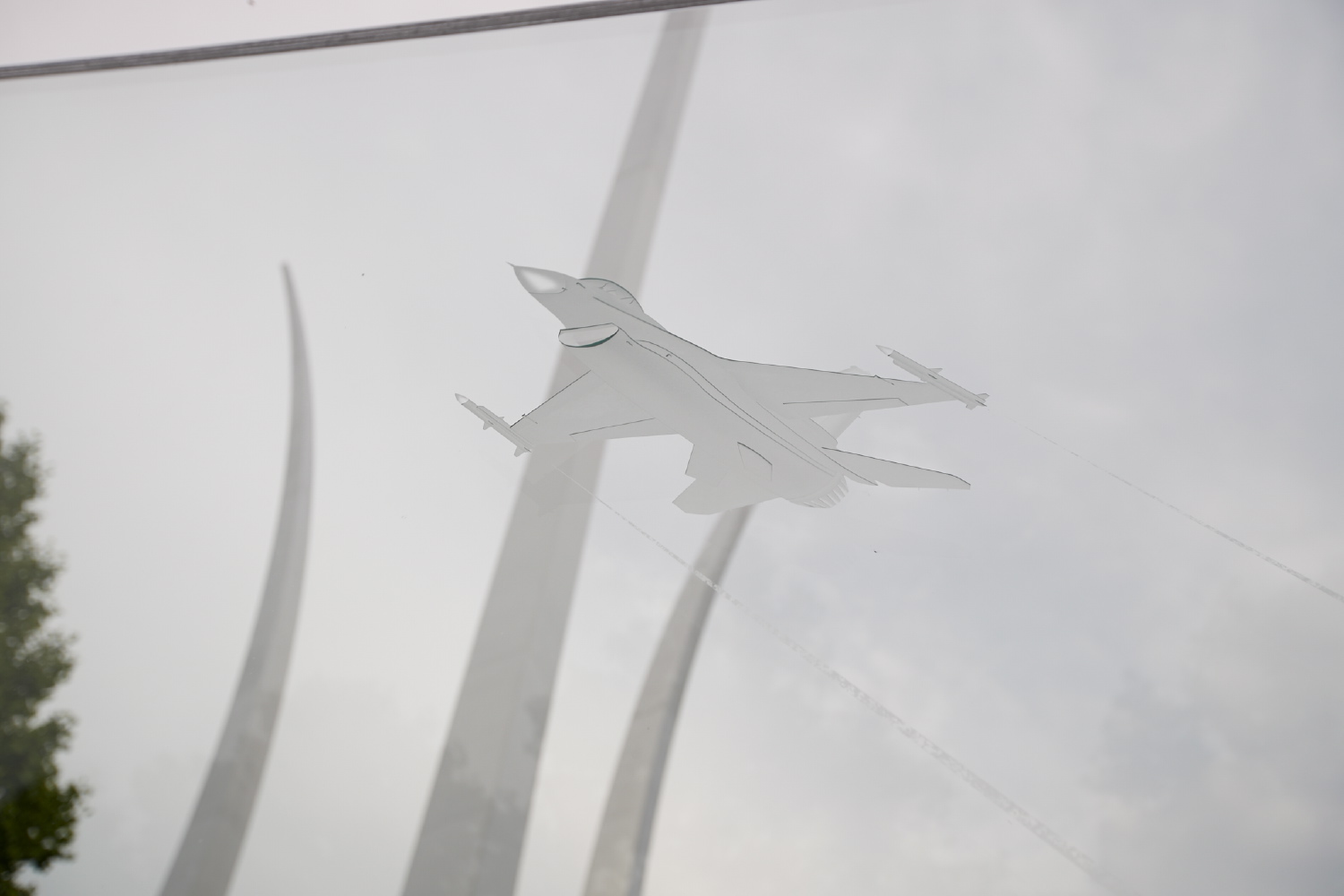 hf_28___24033.jpg